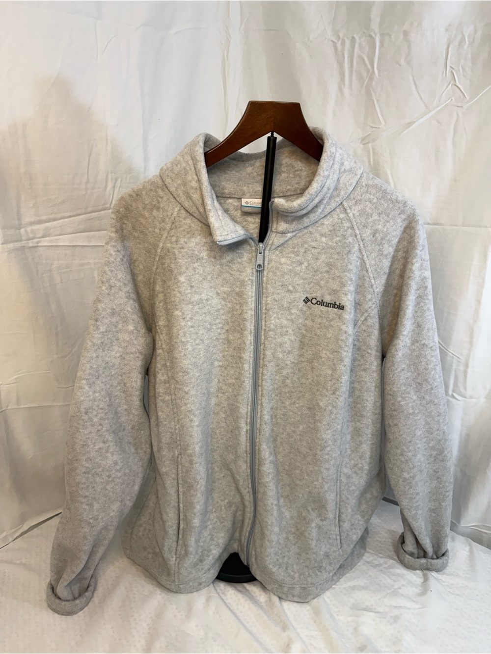 Columbia Light Gray Full-Zip Fleece Jacket with High Collar